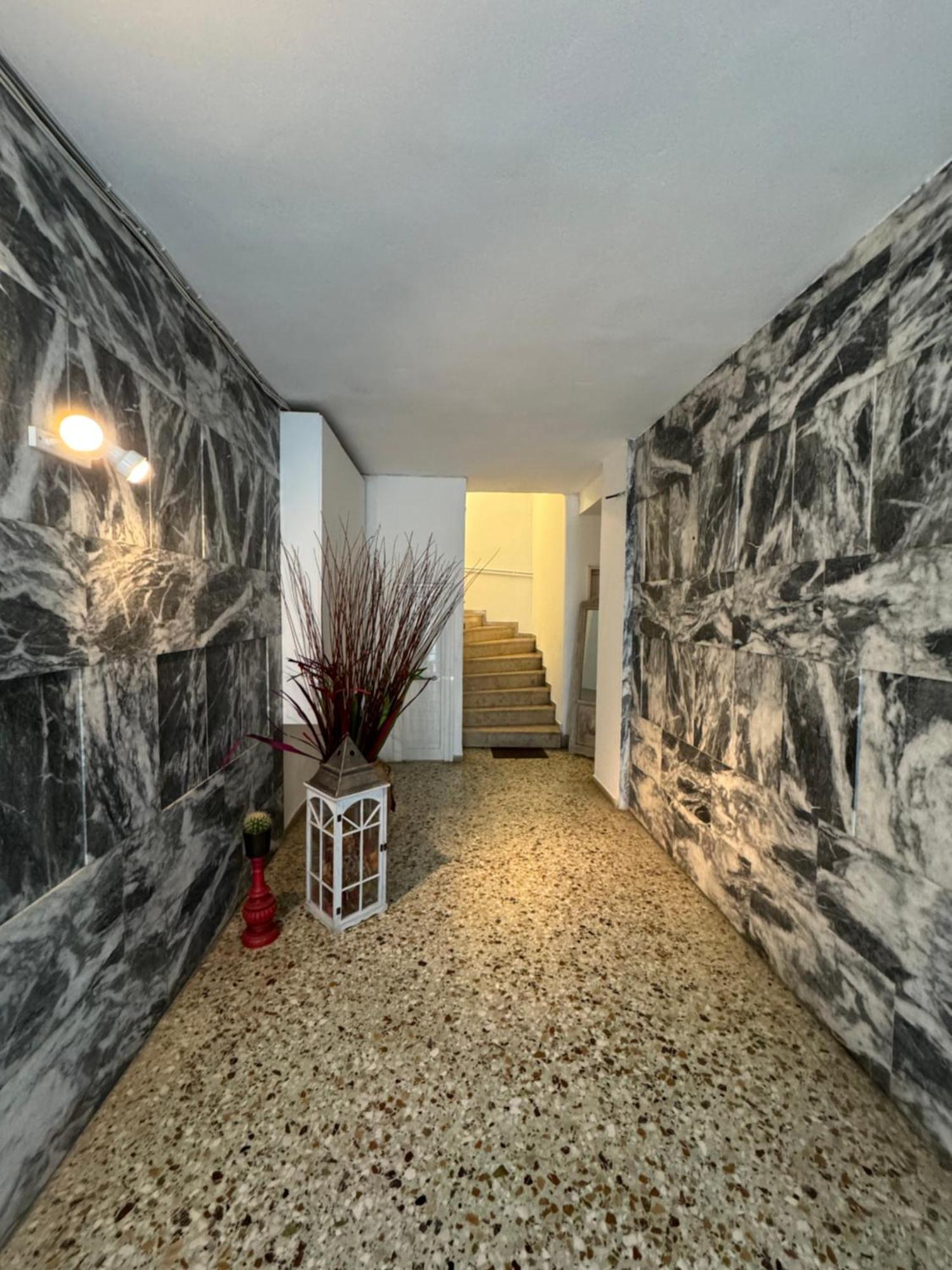 Apollo Apartment Athens/Airport Spáta Eksteriør bilde